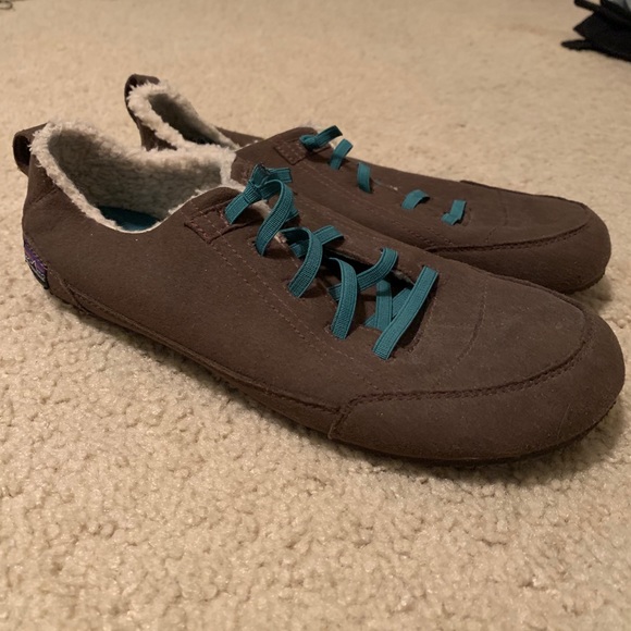 patagonia slip on shoes womens